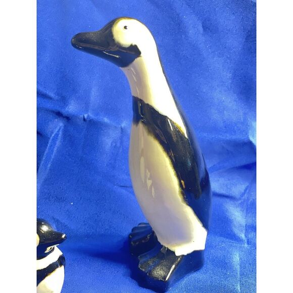 Global Views Penguin Figurines Ceramic Pottery Art Rare 3", 6" ,9" (b12#153)‎ - Picture 3 of 10